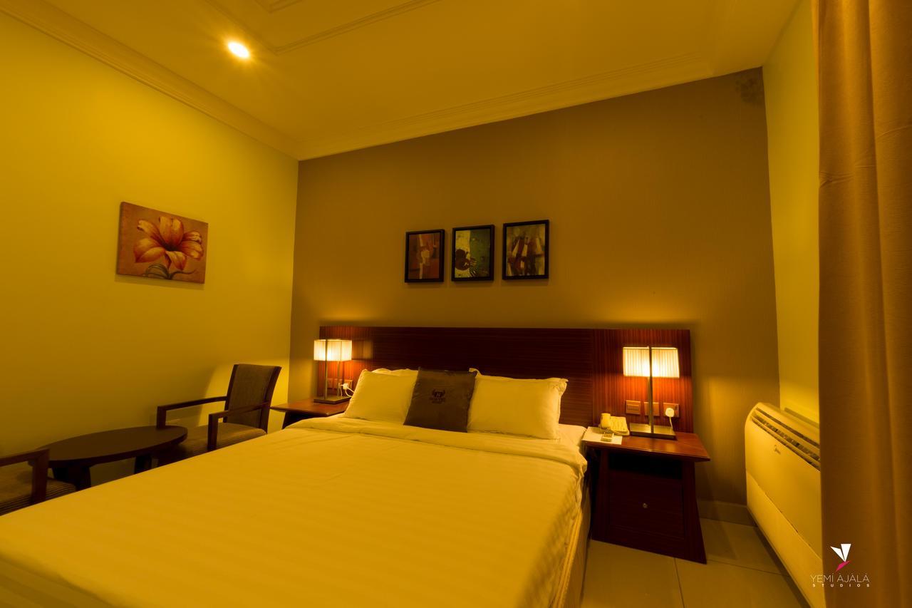 Noktel Resort Hotel Ilorin Extérieur photo